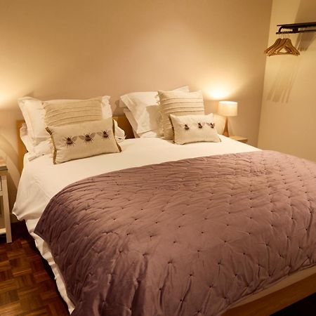 Hunters Lodge Inn Тотнес Экстерьер фото