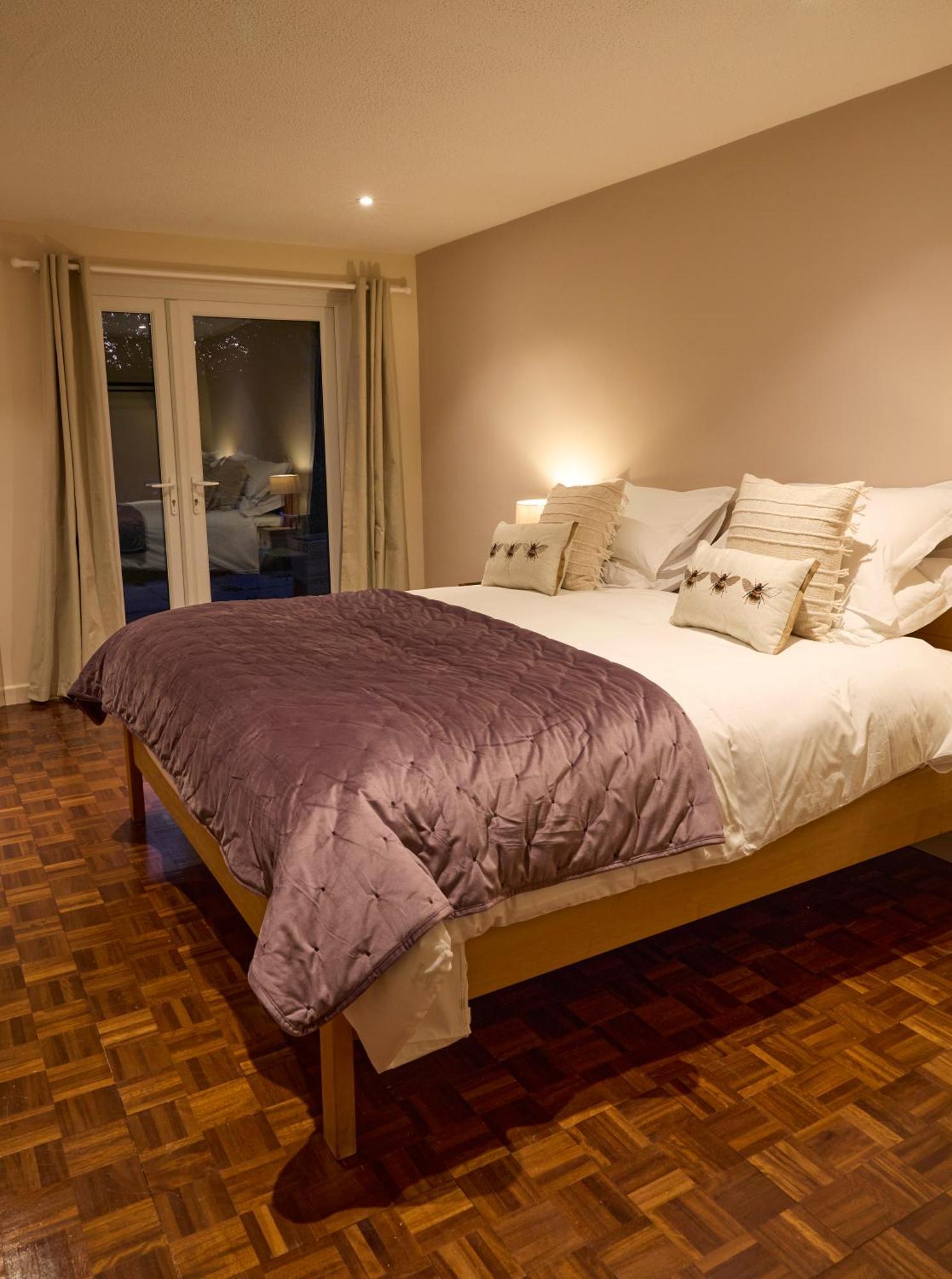 Hunters Lodge Inn Тотнес Экстерьер фото